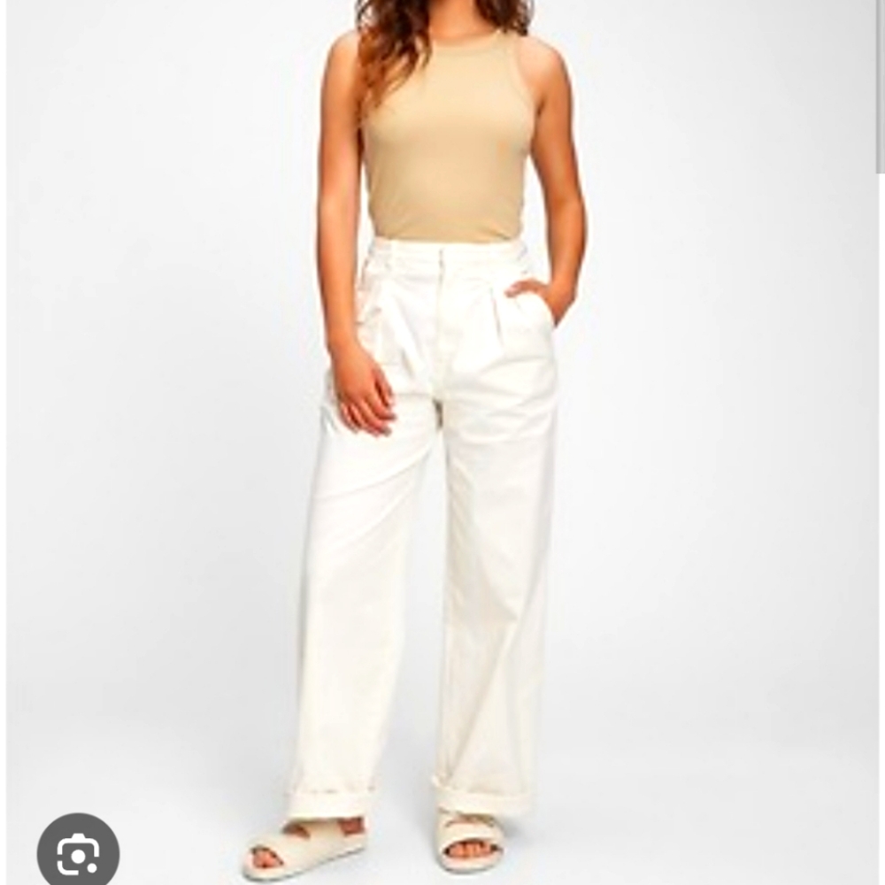 Gap High-Rise Pleated Wide-Leg Khakis – Size 16 (Cream)